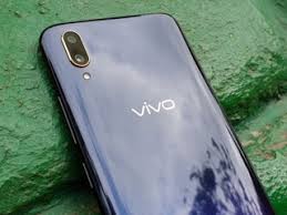 Phone is loaded with 6 gb ram, 128 gb internal storage and 3400 battery. Vivo V11 Pro Review Ndtv Gadgets 360