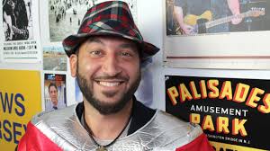 Beating colon cancer: Viral video's Jennifer Waller opens up