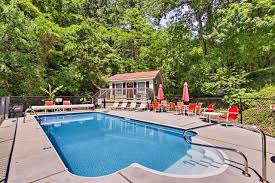 Book today for an amazing family vacation in pigeon forge! Pigeon Forge Cabin By Dollywood With Private Pool Pigeon Forge Updated 2021 Prices