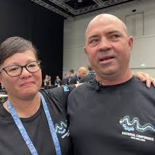 Kerry Small's Instagram, Twitter & Facebook