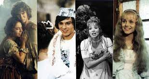 Hudbu k pohádce složil karel svoboda ústřední píseň kdepak, ty ptáčku, hnízdo máš nazpíval karel gott. Pres 20 Ceskych Pohadek S Predabovanymi Herci Princ V Popelce Jasnenka I Netvor Harapes Blesk Cz