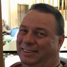 Do budgies and lovebirds eat chili?