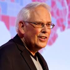 Booking Business Speakers for Speaking Engagements