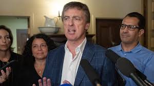 Fini les chèques»: Marc Tanguay salue le changement de stratégie de la CAQ 