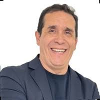 70+ perfiles de «Armando Razo»