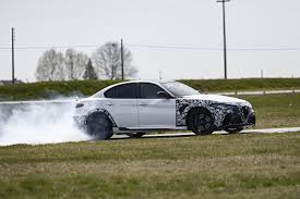 La nuova alfa romeo giulia gta potrebbe essere una delle vetture più ammirate e fotografate del salone di ginevra 2020. Erstkontakt Mit Der Alfa Romeo Giulia Gta Und Gtam Die Legende Lebt Automobil Revue
