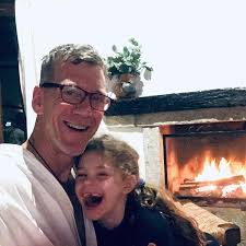 33 Men: Inside the Miraculous Survival and Dramatic Rescue of the Chilean  Miners by Franklin, Jonathan [Berkley, 2011] (Paperback) [Paperback]:  Franklin: Amazon.com: Books