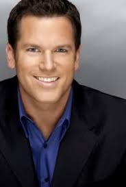 TV with Thinus: Thomas Roberts the new presenter of Way Too Early