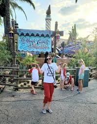 For many, the spitting camel, who seemingly guards the magic carpets of aladdin in adventureland in the magic kingdom, is a. News Spitting Camel At Carpets Of Aladdin Has Been Removed Page 3 Wdwmagic Unofficial Walt Disney World Discussion Forums