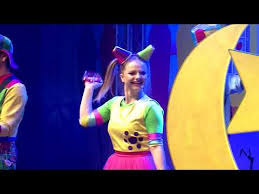 Am adaugat si versurile cantecului am o casuta mica. Gasca Zurli Best Songs Popnable