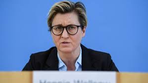 Die Linke: Susanne Hennig-Wellsow erklärt Rücktritt