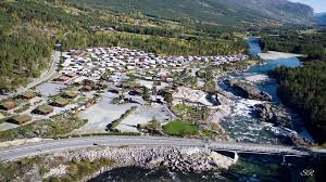 Bispen camping i utkanten av kommunesenteret bismo, har 70 fine oppstillingsplassar for bispen camping har og oppstillingsplassar for bussgrupper. Riis Luftfoto Bilde Tatt Donfoss Camping I Skjak Facebook