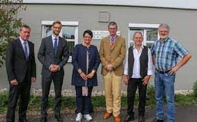 Posts about ignatius lötschert haus. Tage In Liebevoller Gesellschaft Fur Senioren Im Buchfinkenland Ignatius Lotschert Haus In Horbach Eroffnet Neue Tagespflegeeinrichtung Im Rahmen Des Alljahrlichen Sommerfestes Ww Kurier De