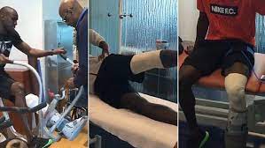 Demba ba , takımının shanghai sipg'yi konuk ettiği ligin 18. Denba Ba Shows Off Progress He S Making After Leg Break Daily Mail Online