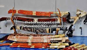 Lagu iban sarawak joget iban tino ame video lyric official. Johnny Barangan Ransing Ngangkatka Senyata Lama Utusan Borneo Online