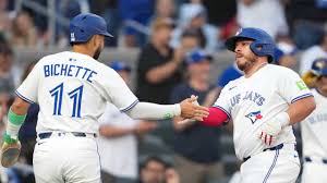 Kirk’s Blast Sparks Blue Jays’ Rout of Twins