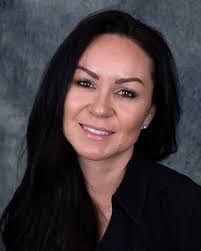 Danielle Hack's Instagram, Twitter & Facebook