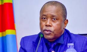 L'équipe Kadima promet...