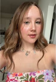 daphne mae (@daphne..main)