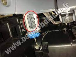 Pretty sure the 97 honda crv doesn't have an egr valve. Obd Stecker In Honda Hr V 1999 2006 Einfach Ihren Adapter Finden