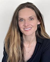 Autumn Potter's Instagram, Twitter & Facebook