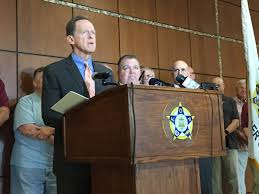 Pat toomey (r., pa.) showed no signs that he has been moved by two furious weeks of sen. Pa U S Senator Pat Toomey Reintroduces Thin Blue Line Act Whyy