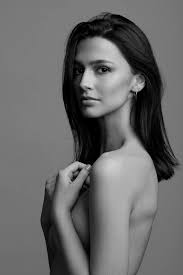 Emiru Handbra Uncensored - Pure Raw Sexiness Exposed Boldly