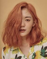 Soft Orange Hair Lemon Shirt Brown Eyes Short Hair Hair Styles Medium Length Hair Styles Womens Hairstyles