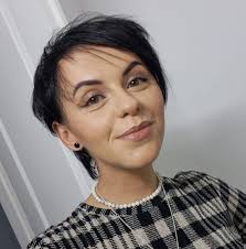 Hello, sos looking for a good dentists (so many) piață Romana ? Emergency  swollen jaw !!!! Thanks for your advice.