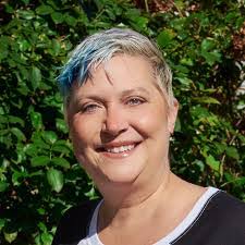 Jade Flowers's Instagram, Twitter & Facebook