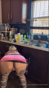 deepthroatbarbie69 who needs a dirty lilll sluttt to help clean aroun  3835573408 ( 40.6 MB ) download