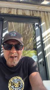 Hi there how are you doing today hope your doing good anyway do you use  WhatsApp or telegram so that we can chat there and share some pictures too