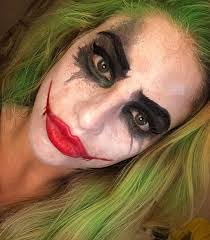 Trina Wolfe's Instagram, Twitter & Facebook