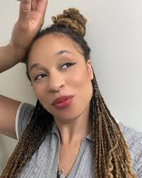 Random photo dump: Taking more selfies, eating more fruit, playing more  Dress To Impress. . . . #gaming #blackgirlgamer #chellofagamer #photodump