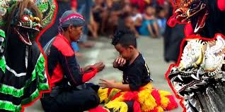 Check spelling or type a new query. Tari Jaranan Sebuah Kesenian Ekstrim Dari Kediri Gasbanter Journal