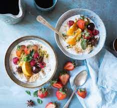 Il s'assit sur le banc à côté de sa mère. Quoi Manger Au Petit Dejeuner Le Petit Dejeuner Ideal Pour Un Corps En Forme