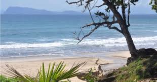 Teluk ijo banyuwangi yang sering disebut green bay. 66 Tempat Wisata Yang Menarik Dan Wajib Dikunjungi Di Banyuwangi Tempat Me