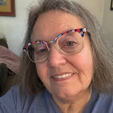 Can I freeze spaghetti sauce in freezer containers?