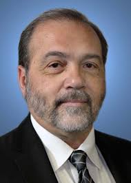 Hector Zarate's Instagram, Twitter & Facebook