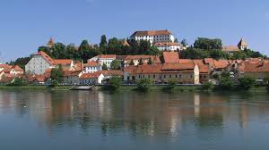 En lo que respecta a aquellos que tienen intención de pasar por piran decirles que a mi me gustó. Eslovenia Turismo Ptuj Y Velenje Slovenia Tourism Citytour Visit Viaje Viajar Travel Guias Youtube
