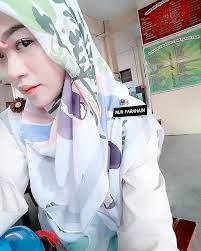 Nama dia zhu songhua.tapi cikgu ni hanya mengajar di negara china je :( cikgu kat malaysia pun apa kurangnya. Ustazah Cantik Bak Model Dari Malaysia Viral Sampai Ke Indonesia 13 Gambar Terkini Viral Purba