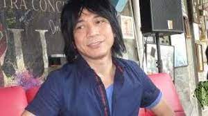 Abdee negara ретвитнул(а) gojek indonesia. Kumpulan Berita Abdee Negara Profil Abdee Slank Gitaris Jadi Relawan Jokowi Kini Jabat Komisaris Telkom