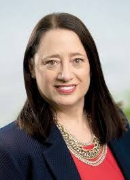 Ann Hering's Instagram, Twitter & Facebook