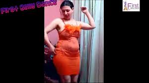 رقص منزلي بقميص النوم || رقص فرسة جامدة بقميص النوم 2022