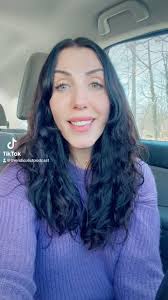 Please enjoy Episode 5 of Dumb Love this week! This episode features the  story about Melissa Bredow and Jason Belanger which was discussed