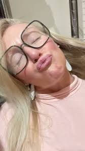 🎀 Always Kickin’ Up my Heels 👠 #saturday #me #self #kerriannfrederick🎀  #amen #dance #move #befree #becute #eatthecake #bethecake #besafe  #wildflower #nodrinkinganddriving #nodrunkdriving #dui ...