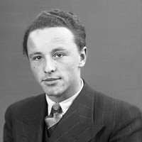 Mrs. Thomas Spence pins Mothers Day poppy