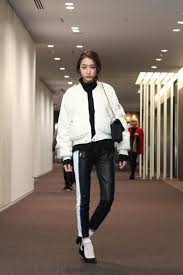 street style 渋谷 吉田沙世さん fashionsnap com 吉田 沙世 ストリートスタイル 服