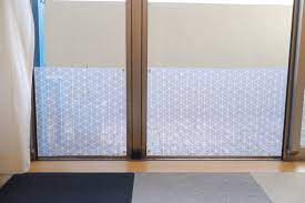 ニトリでみつけた 網戸の目隠しシート で夏の問題を解決 網戸 網戸 目隠し リビング 目隠し