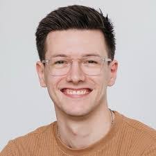 Jesse Squires's Instagram, Twitter & Facebook